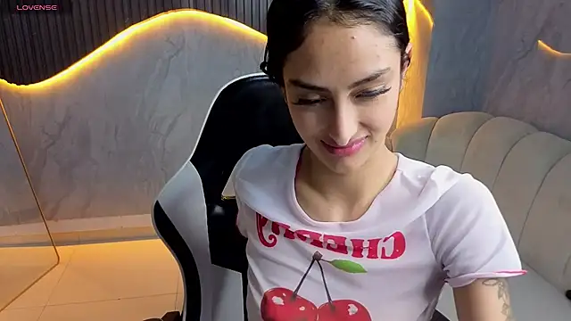 Snapshot of Tifany_Tx chatting on 25, 6, 2026 Tifany Tx online show from 25, 6, 2026