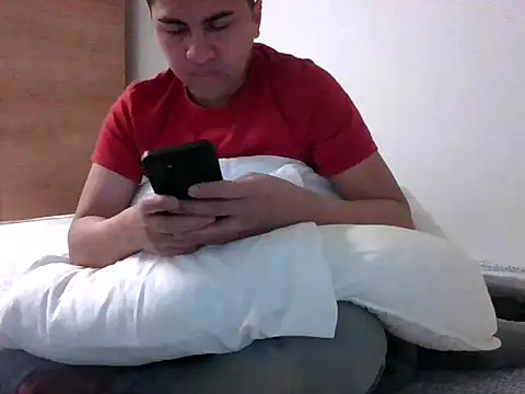 Snapshot of sweetpinoy2027 chatting on 11, 2, 2026 sweetpinoy2027 online show from 11, 2, 2026