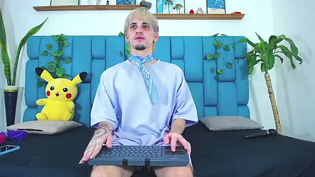 boy Dirty X online show from 19, 7, 2026