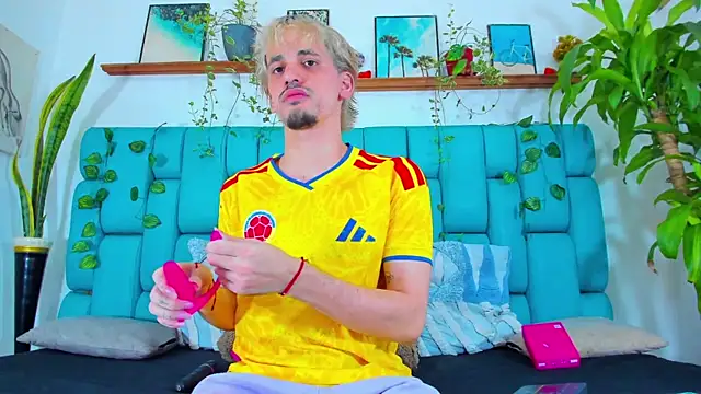 boy Dirty X online show from 23, 7, 2026