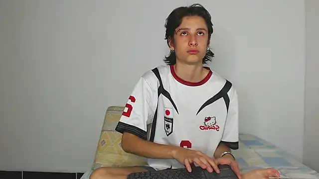 Snapshot of cirosky_elchicopolla chatting on 11, 2, 2026 cirosky elchicopolla online show from 11, 2, 2026