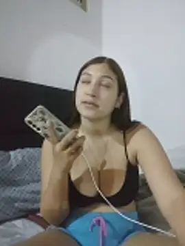 Snapshot of Aranzatits chatting on 2, 2, 2026 Aranzatits online show from 2, 2, 2026