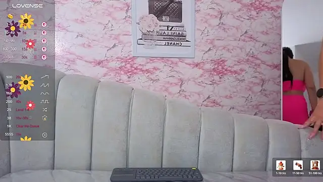 vaiolett t online show from 14, 2, 2026