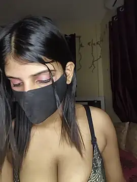 Snapshot of Zaayaa_2 chatting on 3, 8, 2026 Zaayaa 2 online show from 3, 8, 2026