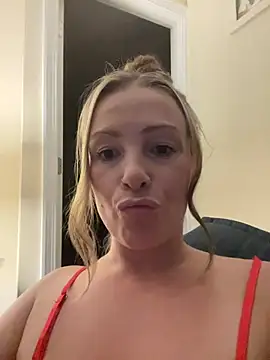 BellaBunny25 online show from 9, 8, 2026