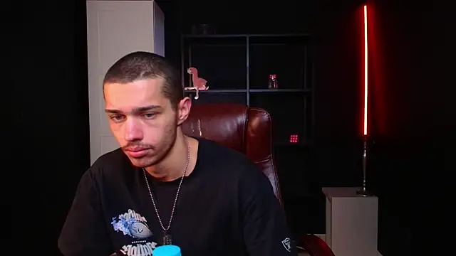 Snapshot of KaydenDrew chatting on 11, 2, 2026 KaydenDrew online show from 11, 2, 2026