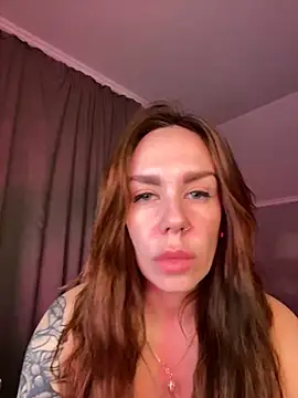 Snapshot of AnitaVensley- chatting on 20, 12, 2025 AnitaVensley- online show from 20, 12, 2025