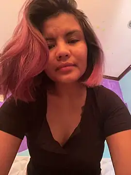 Snapshot of Aljycatx chatting on 6, 6, 2026 Aljycatx online show from 6, 6, 2026