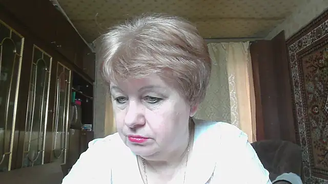 Casey peach online show from 28, 4, 2026