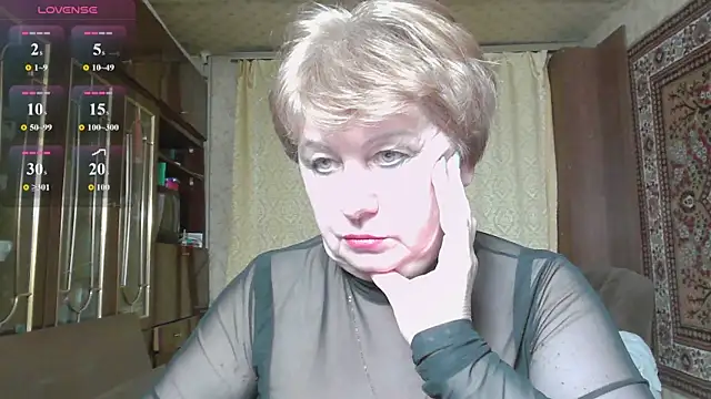 Casey peach online show from 29, 4, 2026