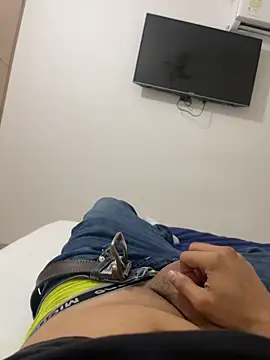 Snapshot of HotWhisper22 chatting on 11, 2, 2026 HotWhisper22 online show from 11, 2, 2026