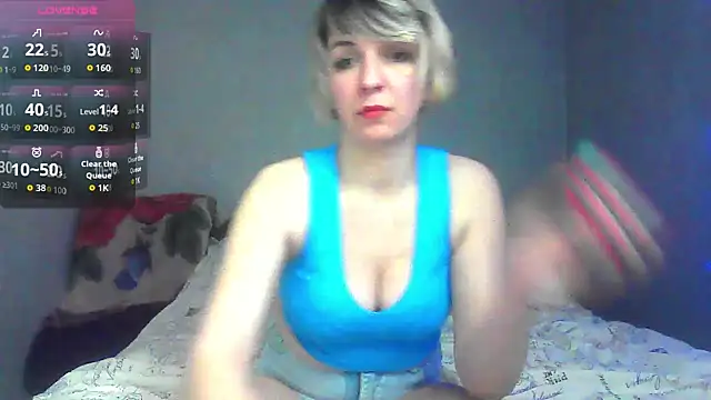 Lana Foxyy online show from 10, 4, 2026