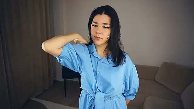 Snapshot of GenaSeidner chatting on 21, 12, 2025 GenaSeidner online show from 21, 12, 2025