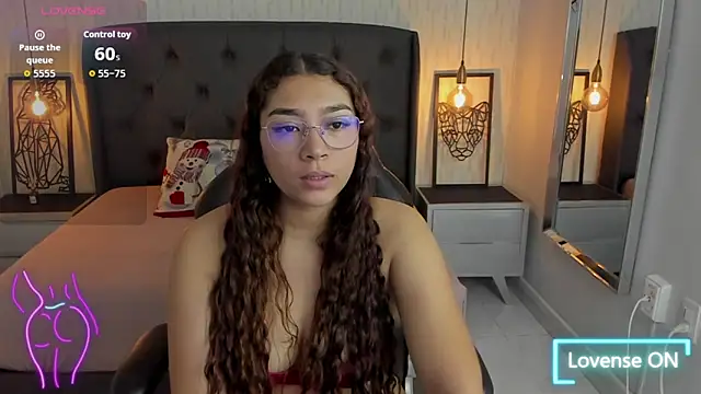 angelinemore online show from 5, 1, 2026