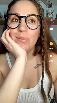 SofiEsteves online show from 28, 7, 2026