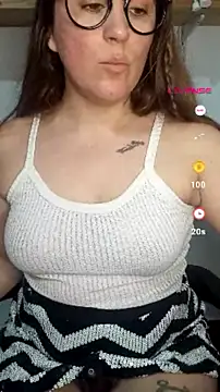 SofiEsteves online show from 28, 7, 2026