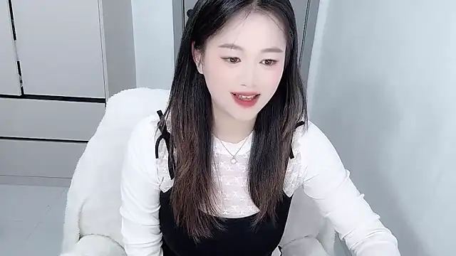 Snapshot of Amireux-8 chatting on 10, 2, 2026 Amireux-8 online show from 10, 2, 2026