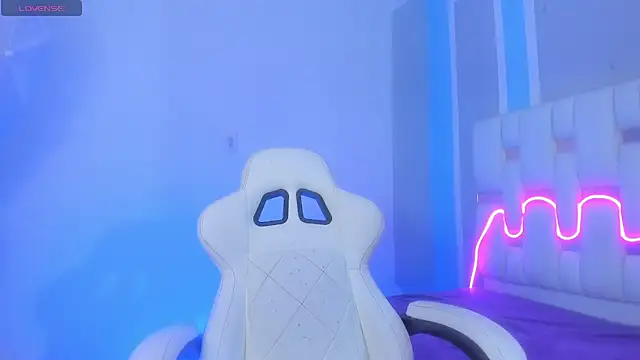 Snapshot of AndyKings_1 chatting on 6, 2, 2026 AndyKings 1 online show from 6, 2, 2026