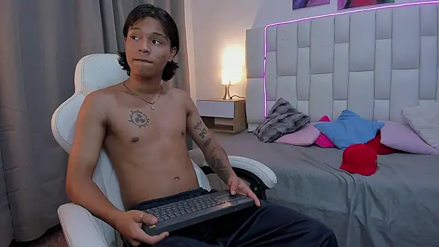 Snapshot of AndyKings_1 chatting on 18, 3, 2026 AndyKings 1 online show from 18, 3, 2026