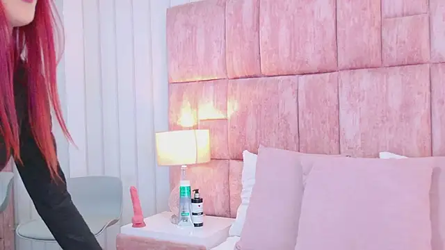 Snapshot of ScarlettFoox chatting on 19, 2, 2026 ScarlettFoox online show from 19, 2, 2026