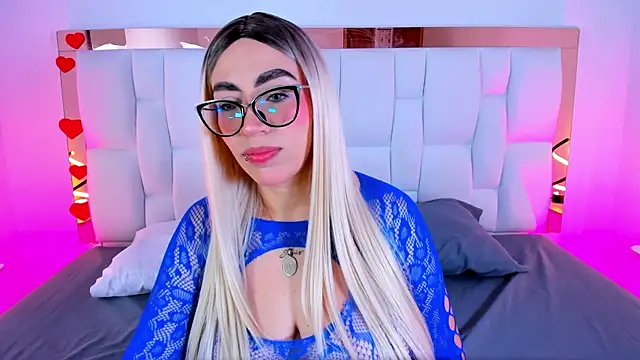 CamilleJuicy  online show from 6, 7, 2026