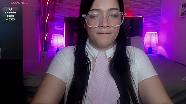 Valeri hot22 online show from 3, 2, 2026