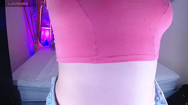 Snapshot of Valeri_hot22 chatting on 10, 6, 2026 Valeri hot22 online show from 10, 6, 2026