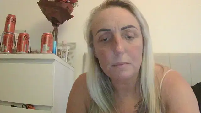 theblondecocklover online show from 14, 4, 2026