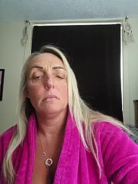 theblondecocklover online show from 3, 5, 2026