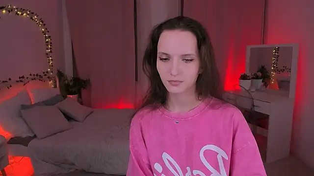 Ariadna Shy online show from 12, 1, 2025