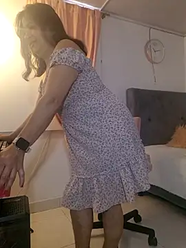 christy ant online show from 24, 6, 2026