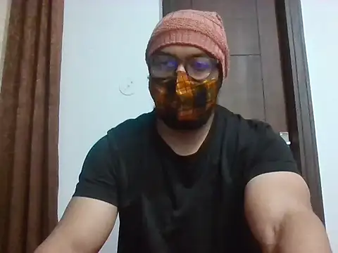 Snapshot of NunnuLelo chatting on 8, 3, 2026 NunnuLelo online show from 8, 3, 2026