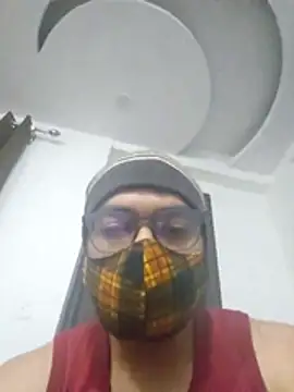 Snapshot of NunnuLelo chatting on 11, 4, 2026 NunnuLelo online show from 11, 4, 2026