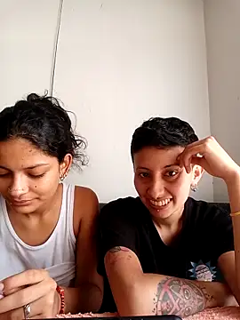 Mei and Gaby online show from 7, 3, 2026