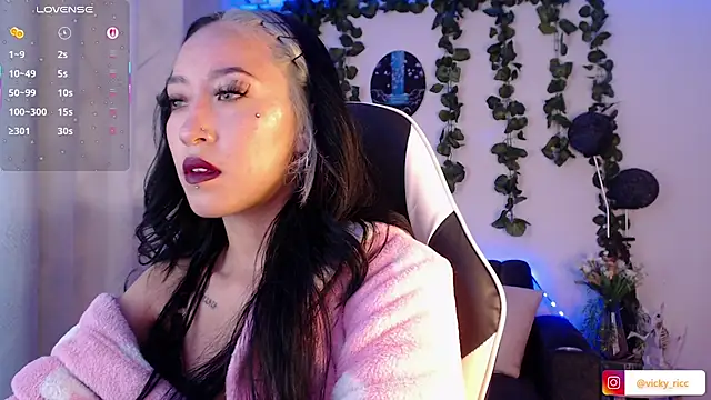 Snapshot of viicky_r chatting on 6, 2, 2026 viicky r online show from 6, 2, 2026