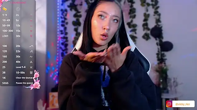 Snapshot of viicky_r chatting on 26, 2, 2026 viicky r online show from 26, 2, 2026