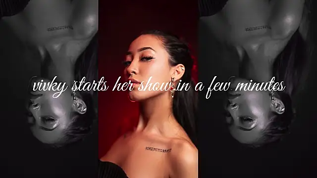 Snapshot of viicky_r chatting on 17, 3, 2026 viicky r online show from 17, 3, 2026