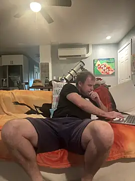 Snapshot of Studmuffin4you chatting on 9, 1, 2026 Studmuffin4you online show from 9, 1, 2026