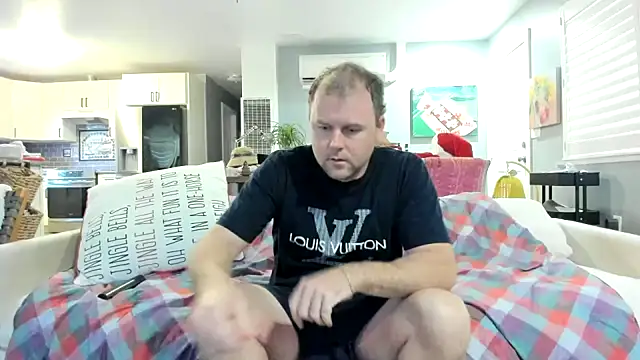 Snapshot of Studmuffin4you chatting on 14, 2, 2026 Studmuffin4you online show from 14, 2, 2026