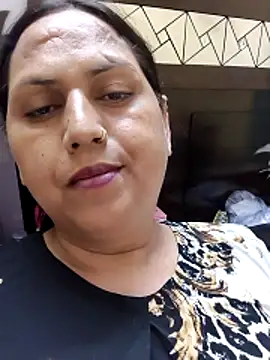 Hotmylips online show from 2, 5, 2026