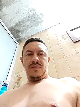 Snapshot of L_hotcream chatting on 8, 3, 2026 L hotcream online show from 8, 3, 2026