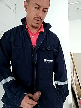 Snapshot of L_hotcream chatting on 8, 3, 2026 L hotcream online show from 8, 3, 2026