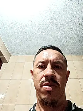 Snapshot of L_hotcream chatting on 10, 3, 2026 L hotcream online show from 10, 3, 2026