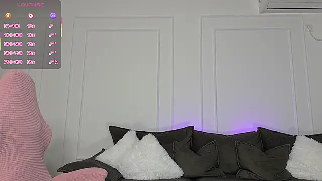 Snapshot of Lady_charm__ chatting on 2, 3, 2026 Lady charm online show from 2, 3, 2026