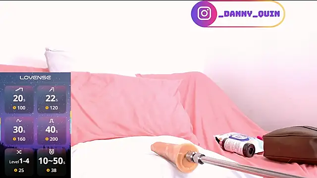 Snapshot of dhany_her chatting on 6, 1, 2026 dhany her online show from 6, 1, 2026