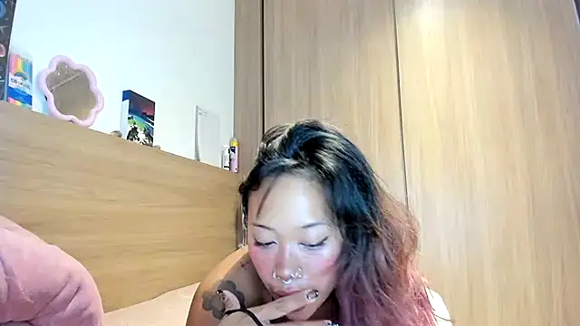 heavenngirlyy444 online show from 9, 1, 2026