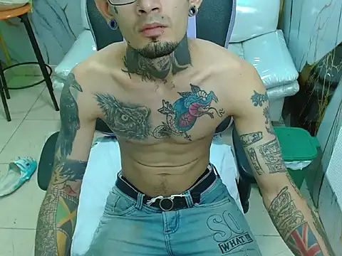 Boy tatto77 online show from 4, 5, 2026