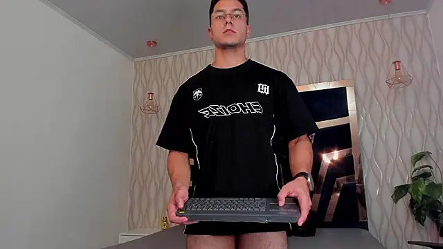 Snapshot of Noah_Clarkk chatting on 26, 2, 2026 Noah Clarkk online show from 26, 2, 2026