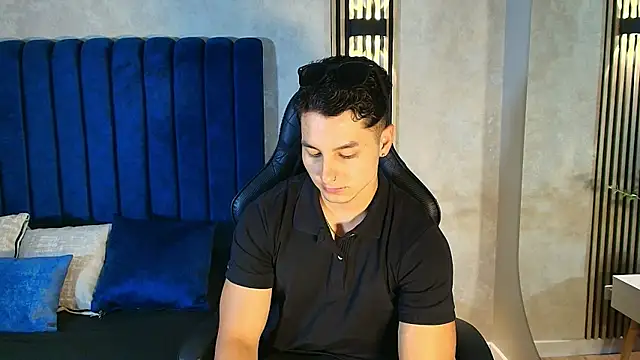 Noah Clarkk online show from 28, 7, 2026