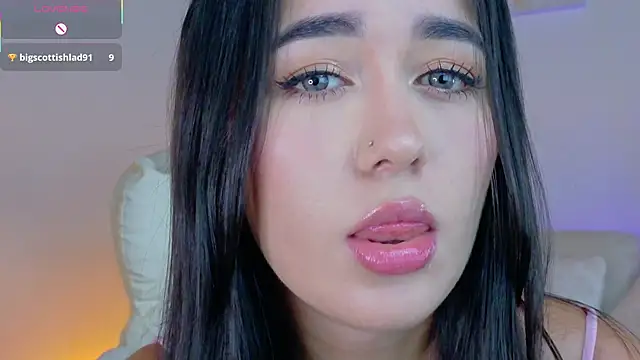 Snapshot of emmy_candy_18 chatting on 3, 7, 2026 emmy candy 18 online show from 3, 7, 2026